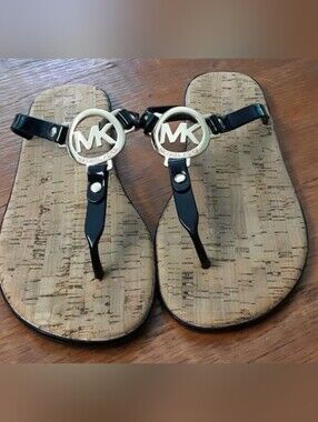 Michael Kors Black PVC Thong Flip Flops Gold Tone MK Logo Cork Flat Sandals Wo 8